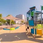 מלון Helikon, 4*