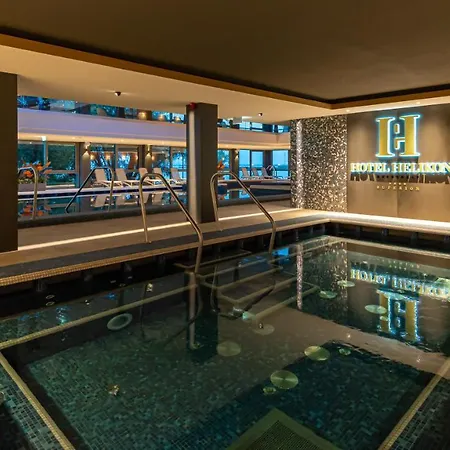 Helikon, Otel 4*