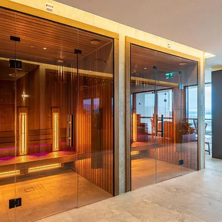 Hotel Helikon,
