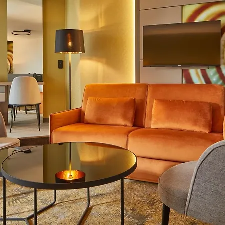 Helikon, Hotel Keszthely