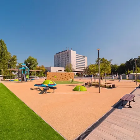 Helikon, Keszthely