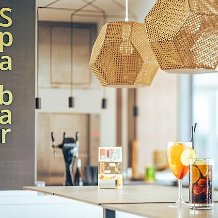 Helikon, 4*