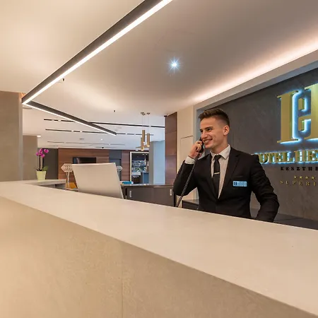 Hotel Helikon, 4*