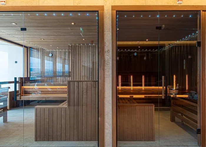 Szálloda Helikon, 4*