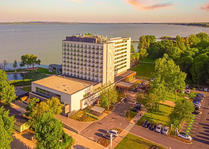 Helikon, Szálloda Keszthely