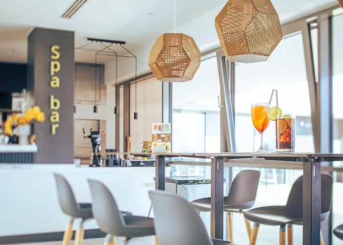 Szálloda Helikon, 4*