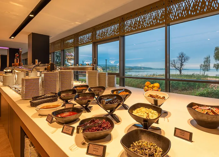 Helikon, Szálloda 4*